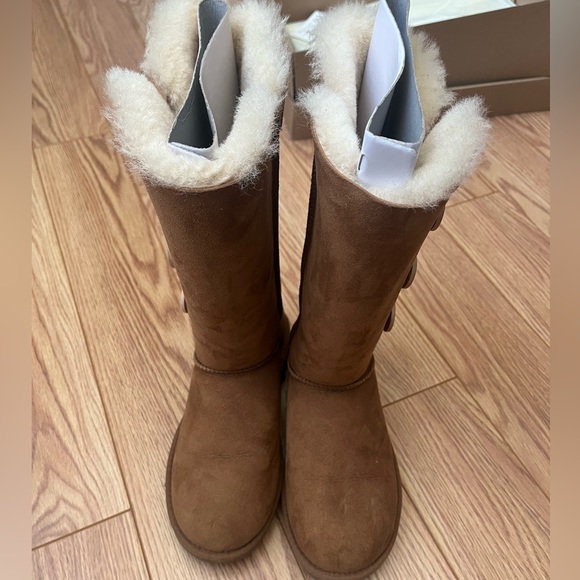 ugg bailey button boots - Picture 6 of 6